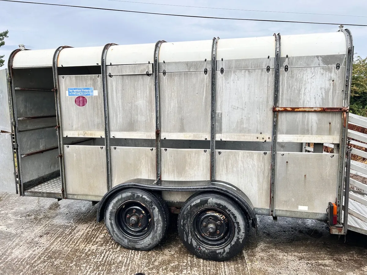 Cattle trailer - Image 1