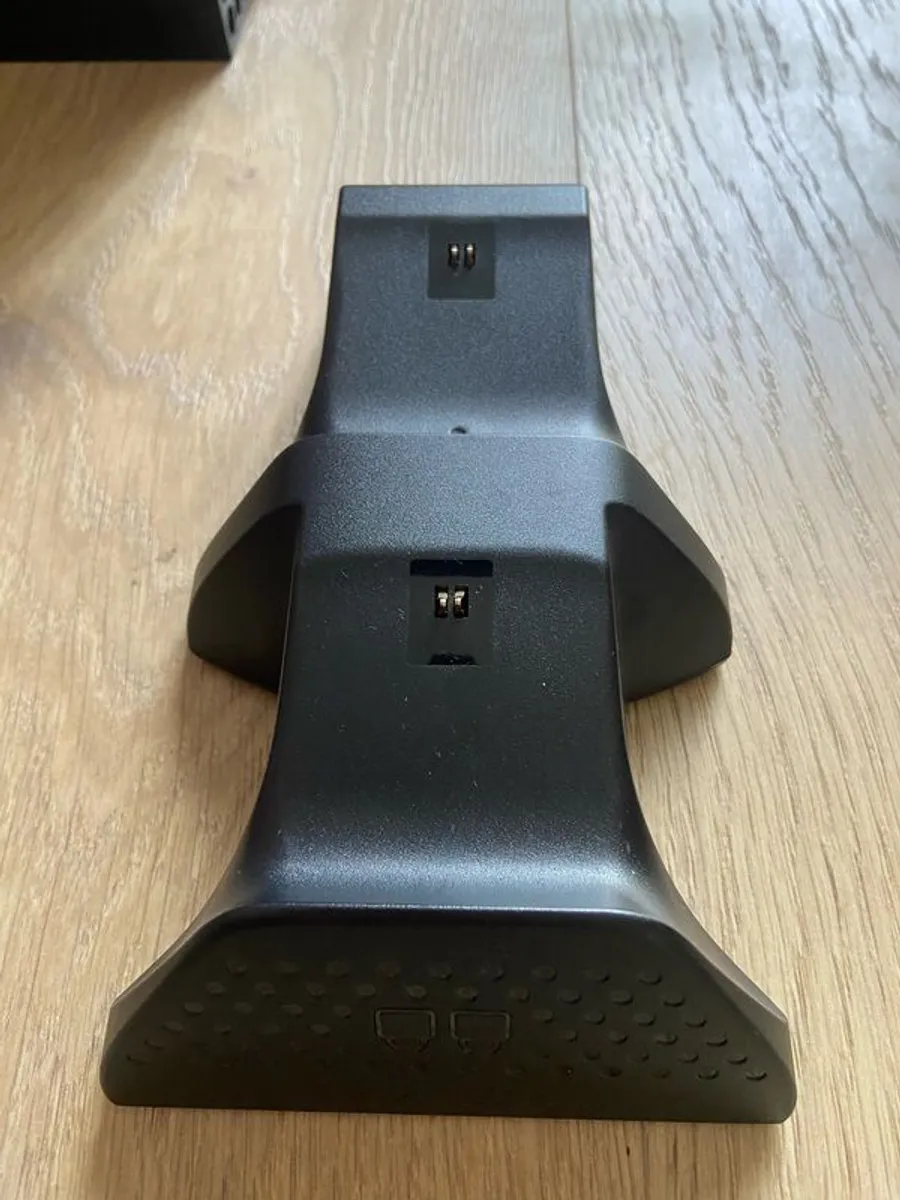 Xbox series x with controllers and charging dock - Image 4
