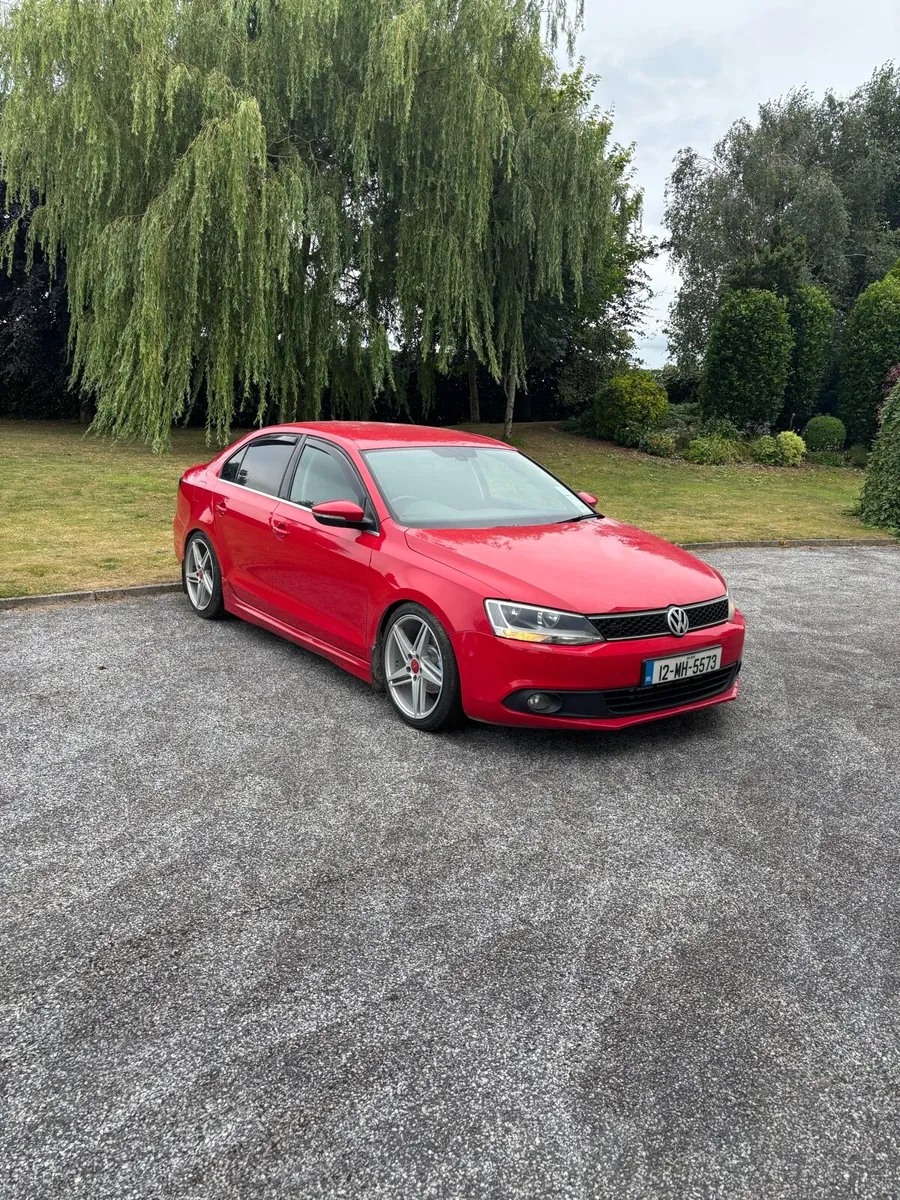 Volkswagen Jetta - Image 1