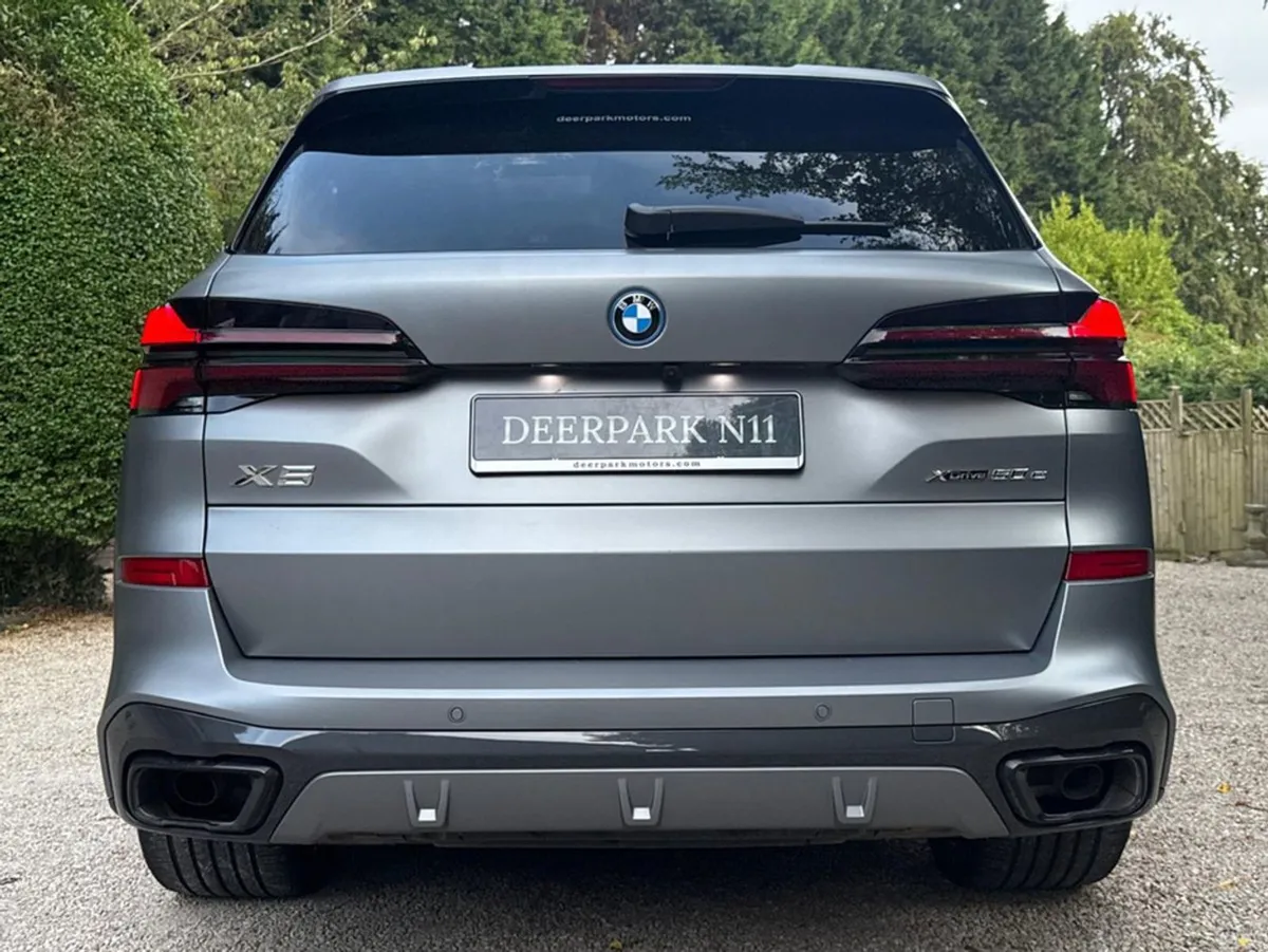 BMW X5 50E M Sport  frozen Grey - Image 4