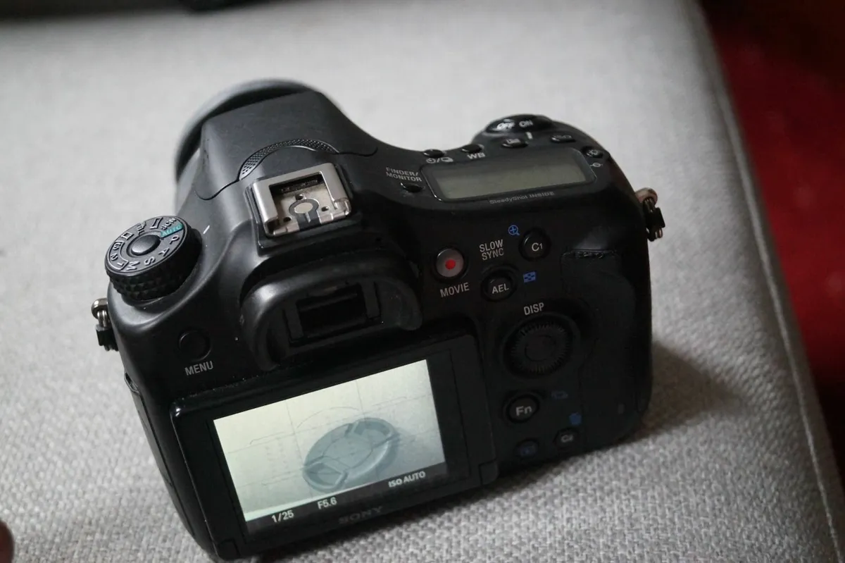 SONY A68 camera - Image 2