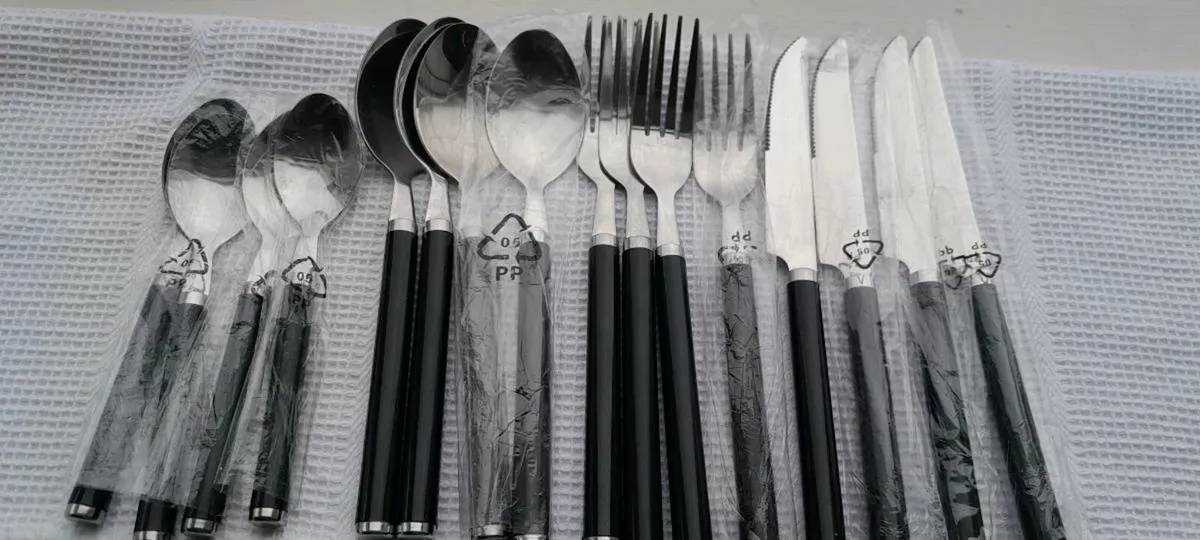 Cutlery Set - Image 2