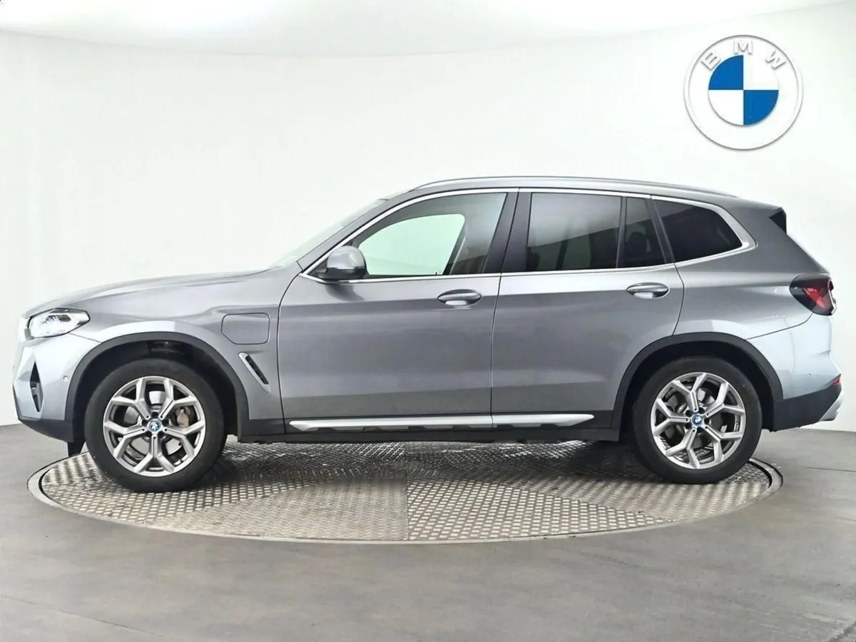 BMW X3 Xdrive30e Xline - Image 3