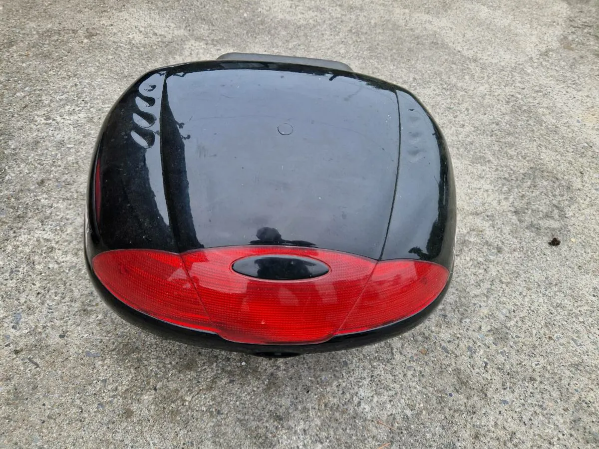 Top box - Image 2