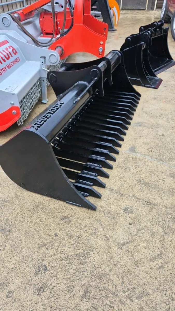 BUCKETS 1.5T - 13TON & ATTACHMENTS - Image 4