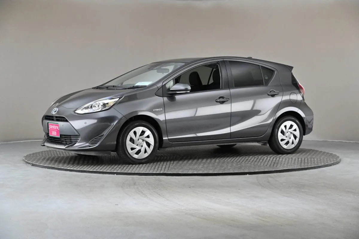 Toyota Aqua 1.5 Vvti Hybrid - Image 4