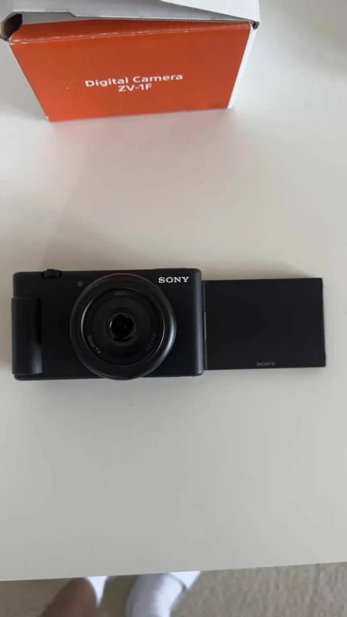 Sony ZV-1F 20.1MP Compact Digital Camera - Image 2