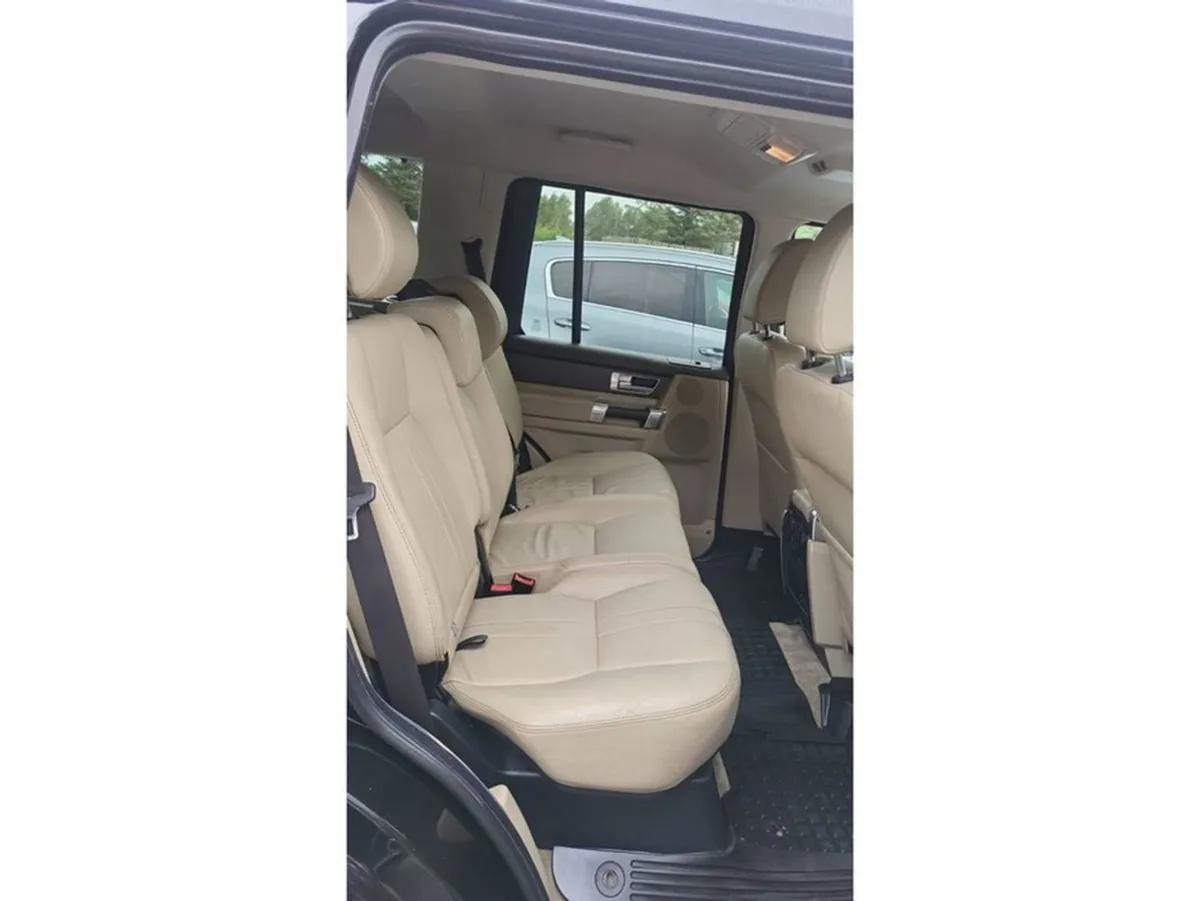 Land Rover Discovery 4 3.0tdv6 5 Seat XE 4DR Auto - Image 2