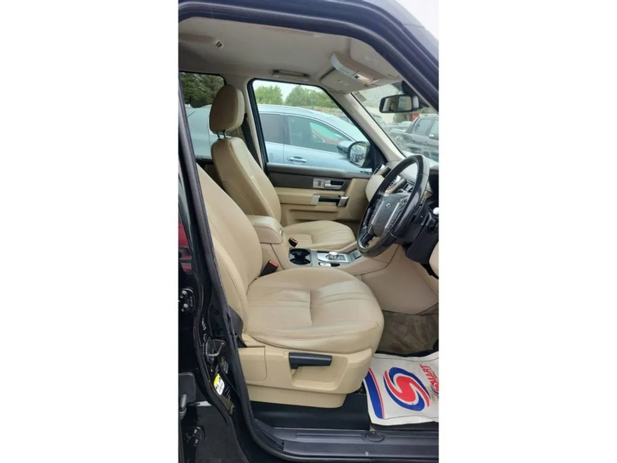 Land Rover Discovery 4 3.0tdv6 5 Seat XE 4DR Auto - Image 3