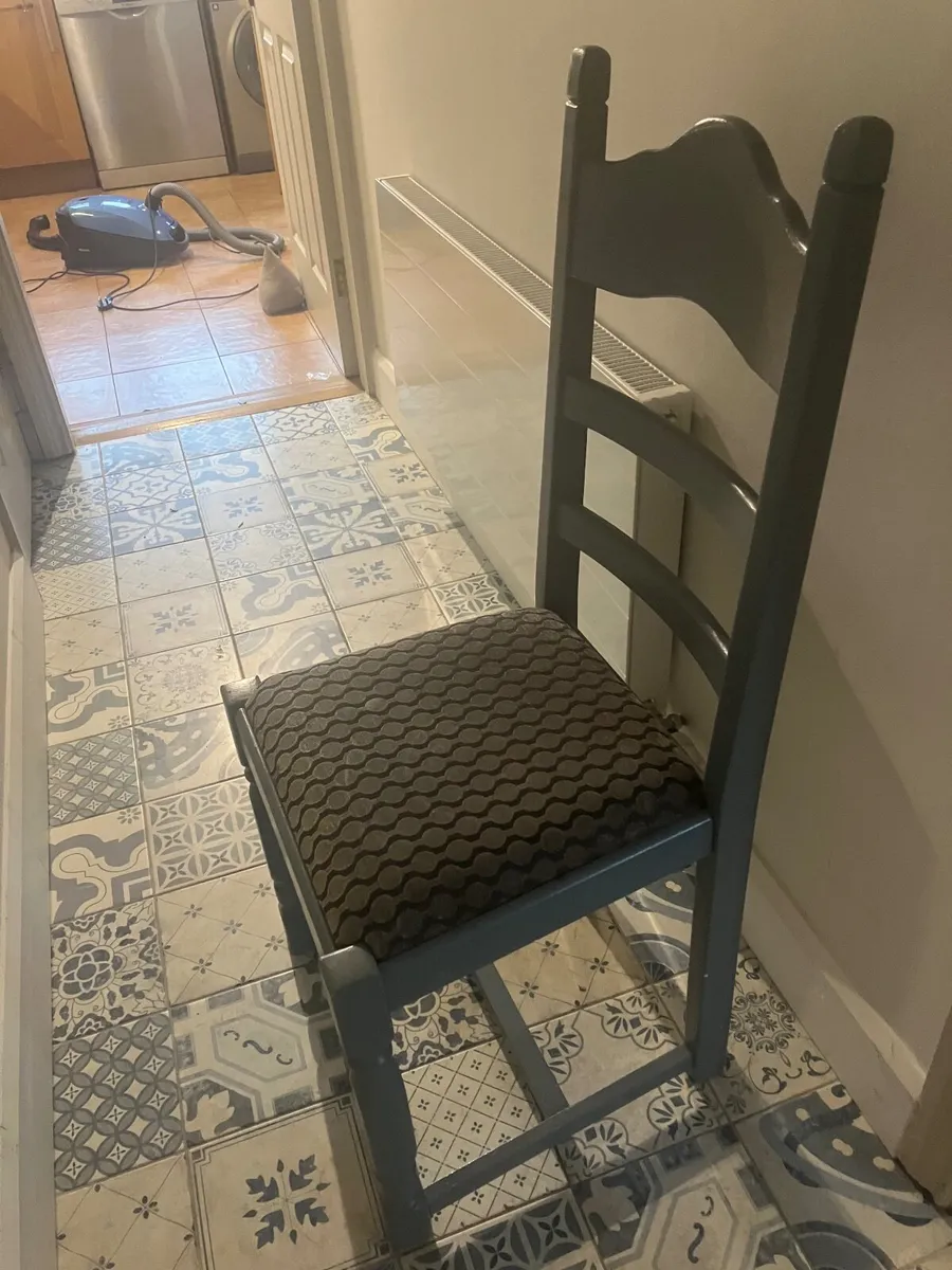 4 x dining chairs - Image 3