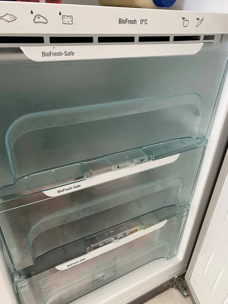 Fridge - Image 3
