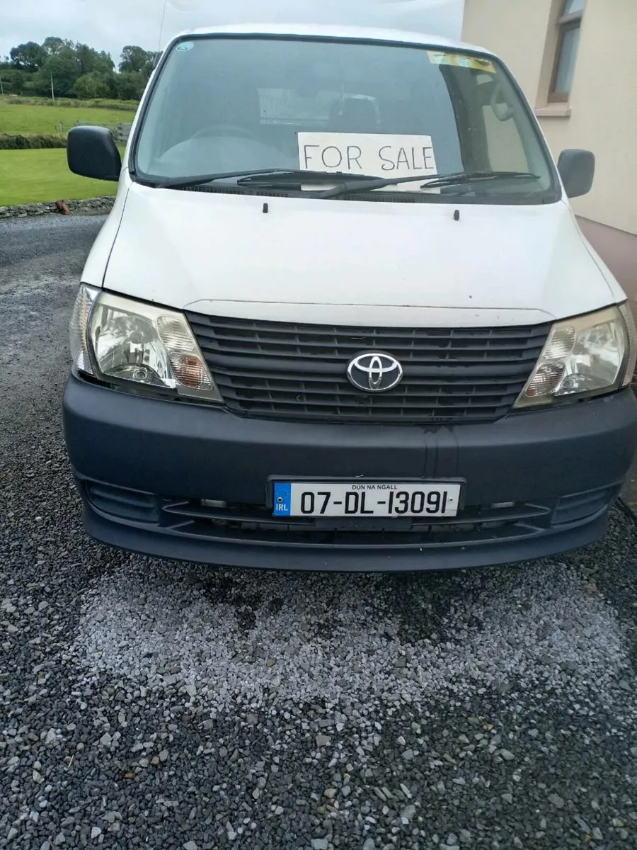 Toyota HiAce - Image 1