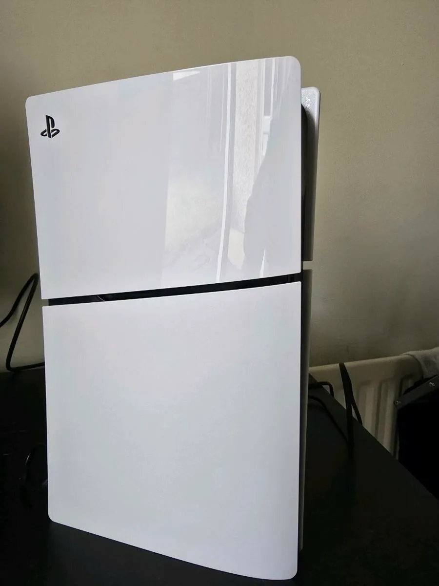 PS5 Digital Edition 1TB - Image 4