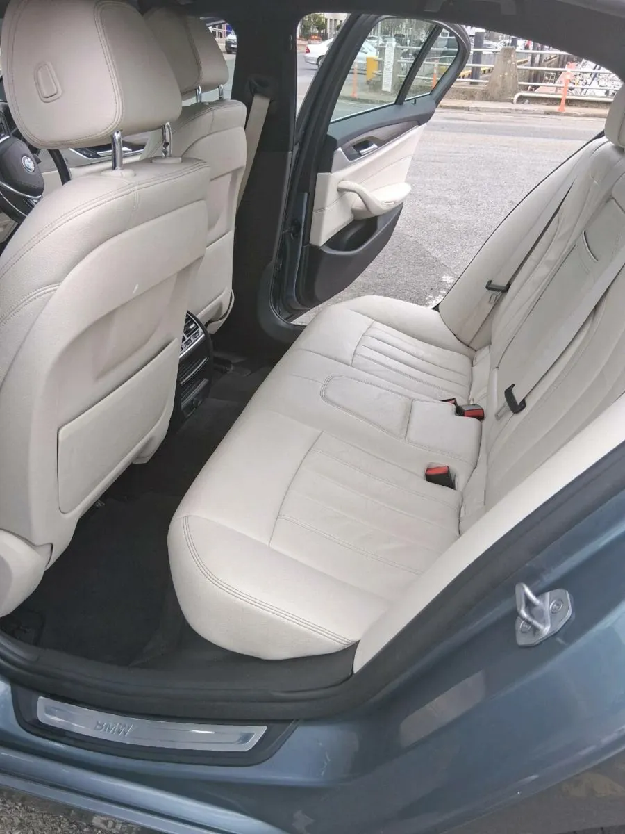 BMW 5 series - Image 3