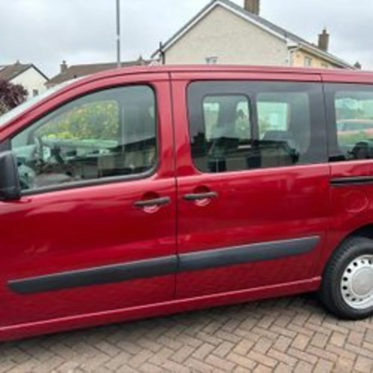 Peugeot Expert 2010 - Image 2