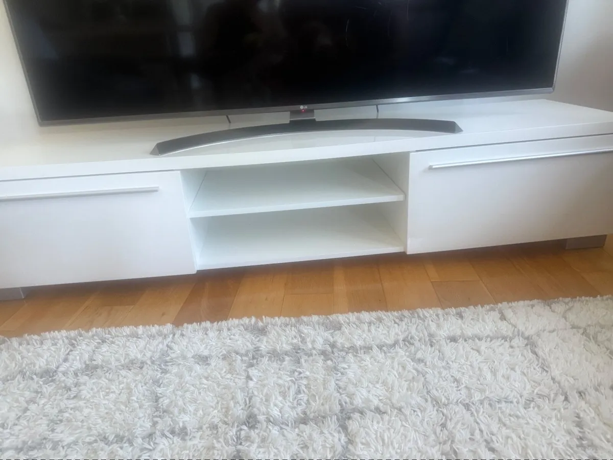 Tv cabinet