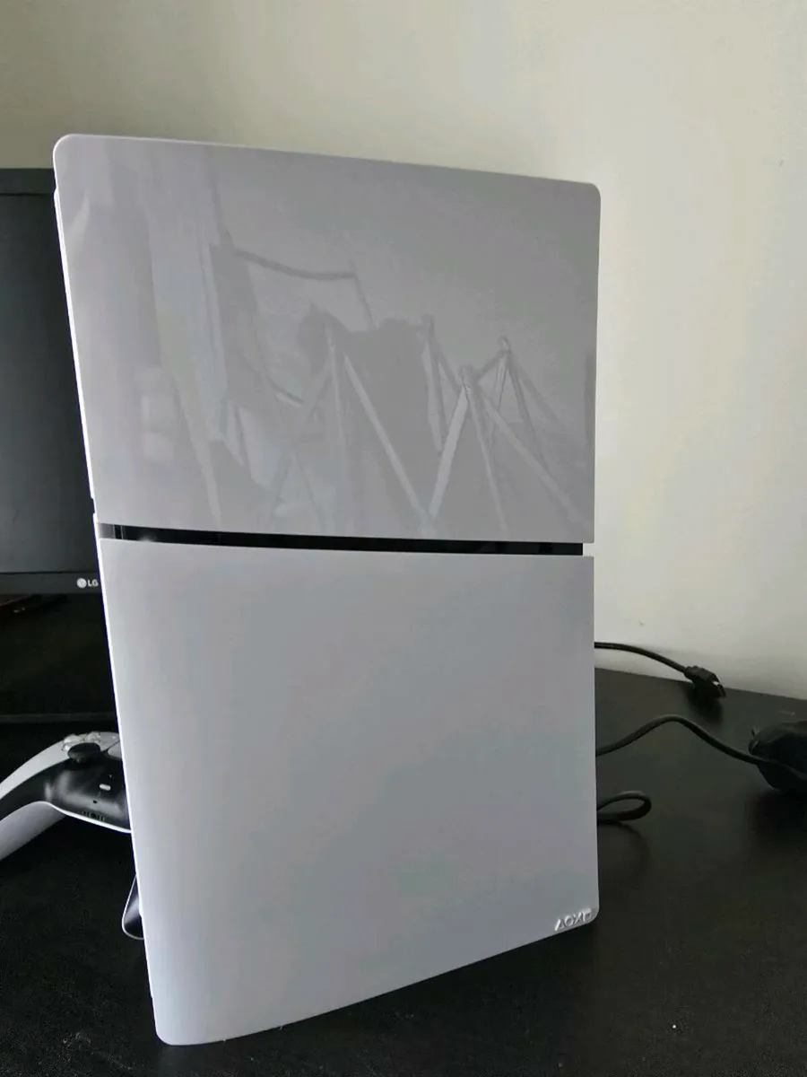 PS5 Digital Edition 1TB - Image 2