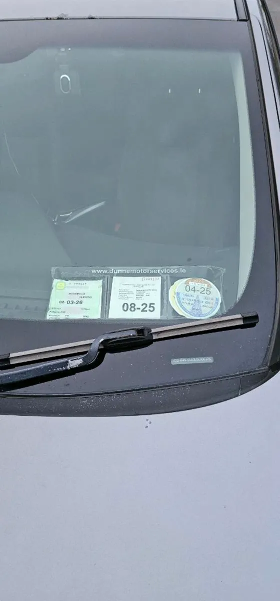 Hyundai i40 manual 2012 - Image 3