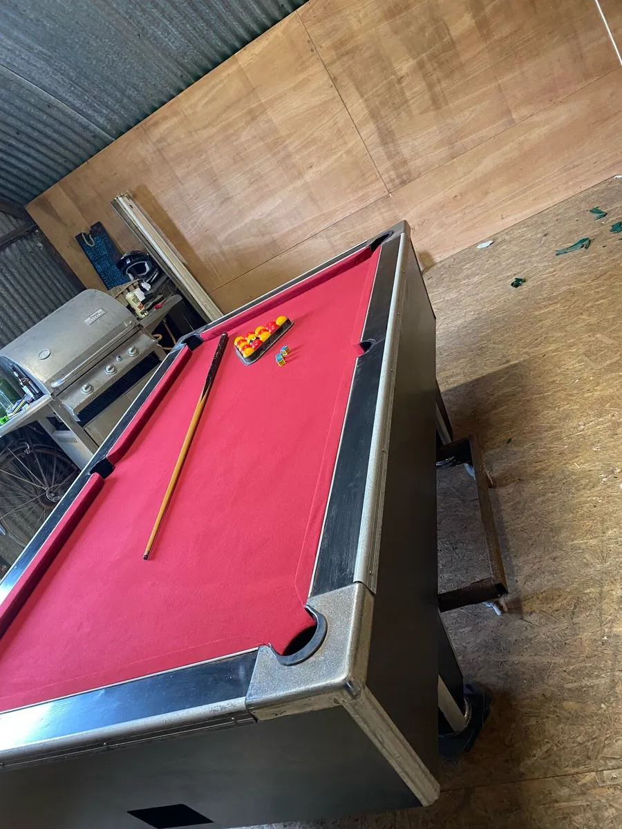 Pool table - Image 3