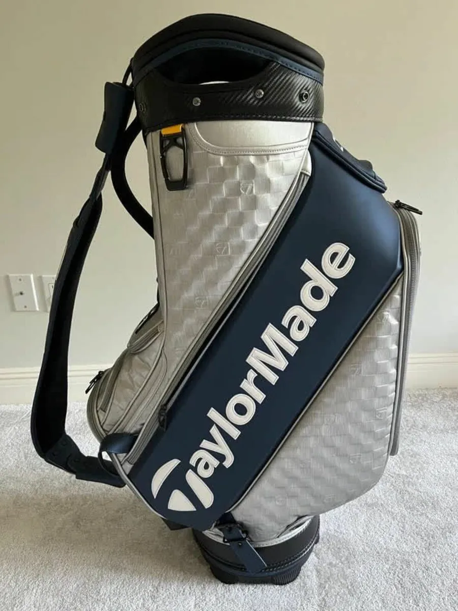 TaylorMade Qi10 Tour Staff Bag - Image 4