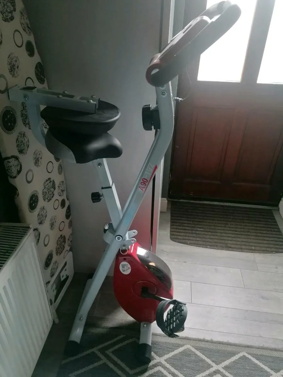 Exercise bike - Image 2