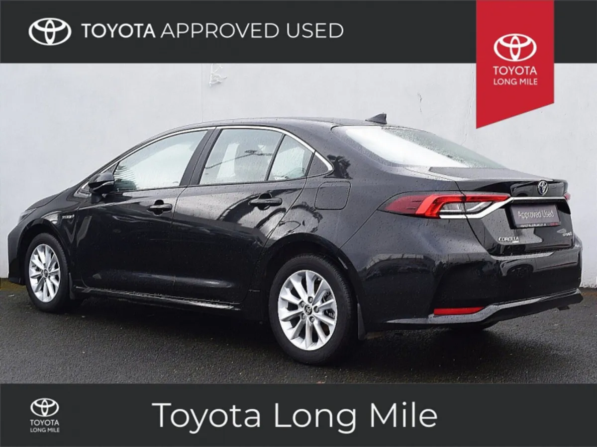 Toyota Corolla 1.8 Hybrid Luna 4DR - Image 3