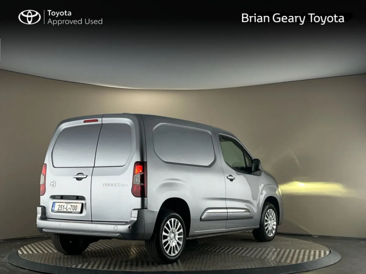 Toyota Proace City CITY 1.5 GX SWB 1000KG - Image 2