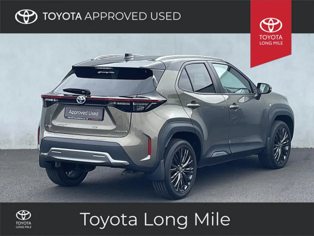 Toyota Yaris Cross 1.5 Hybrid Adventure Model 5DR - Image 3