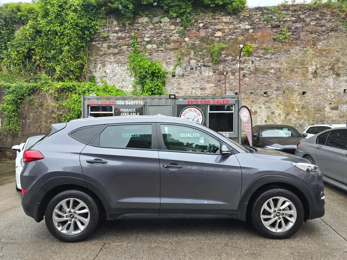 Hyundai Tucson Executive 1.7 Diesel 2016 - Image 3