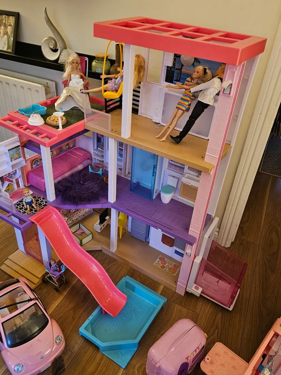 Barbie toys - Image 1