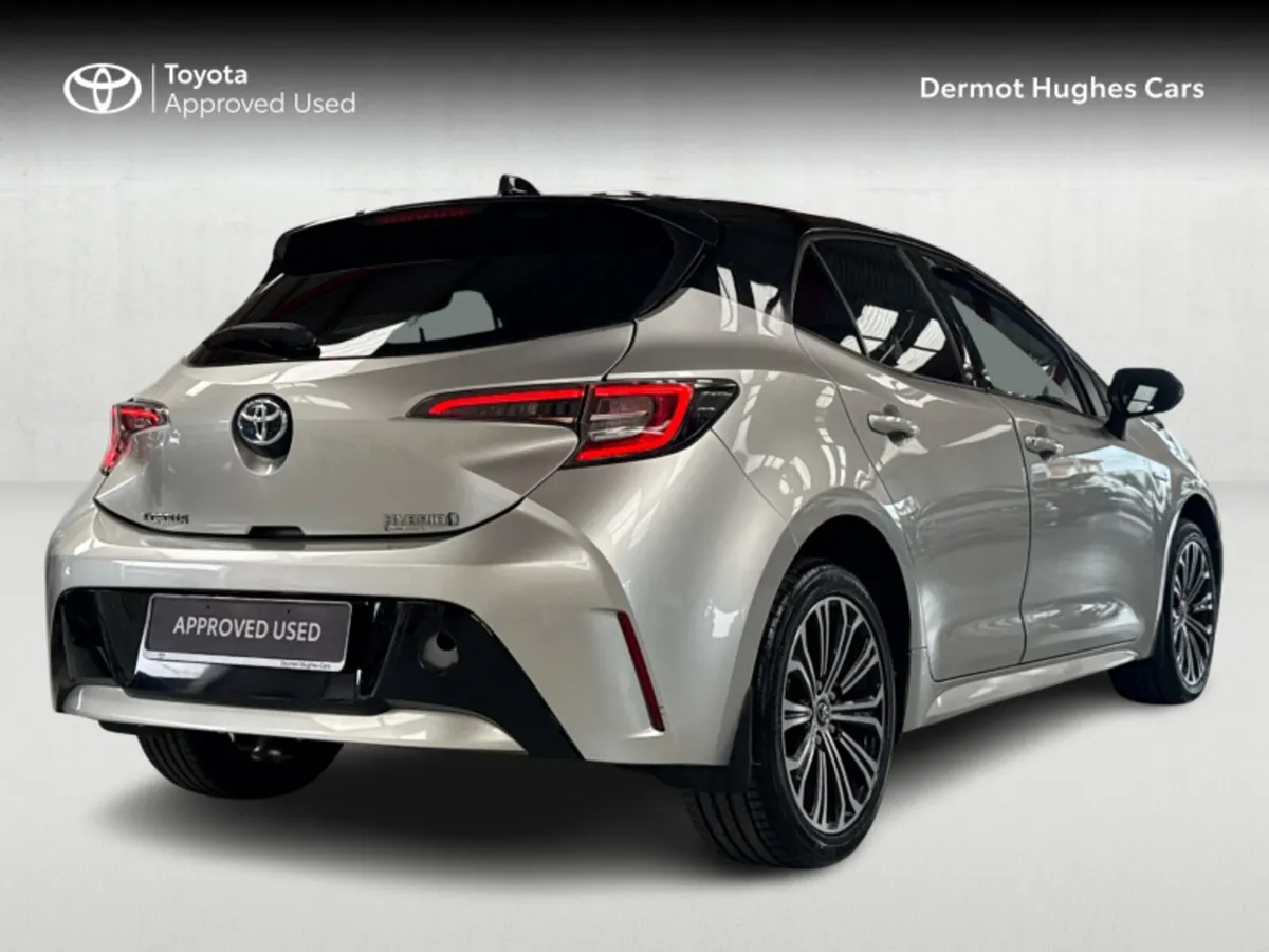 Toyota Corolla COROLLA HYBRID L/SPORT HB - Image 2