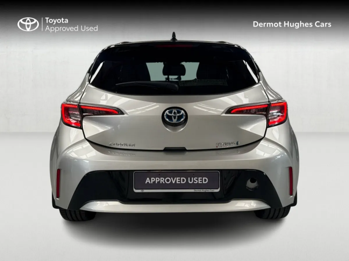 Toyota Corolla COROLLA HYBRID L/SPORT HB - Image 4