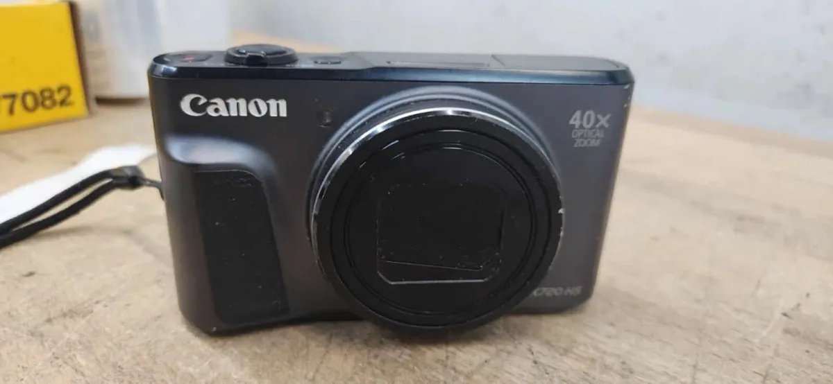 PowerShot SX740 HS 20.3MP 40x Zoom - Image 1