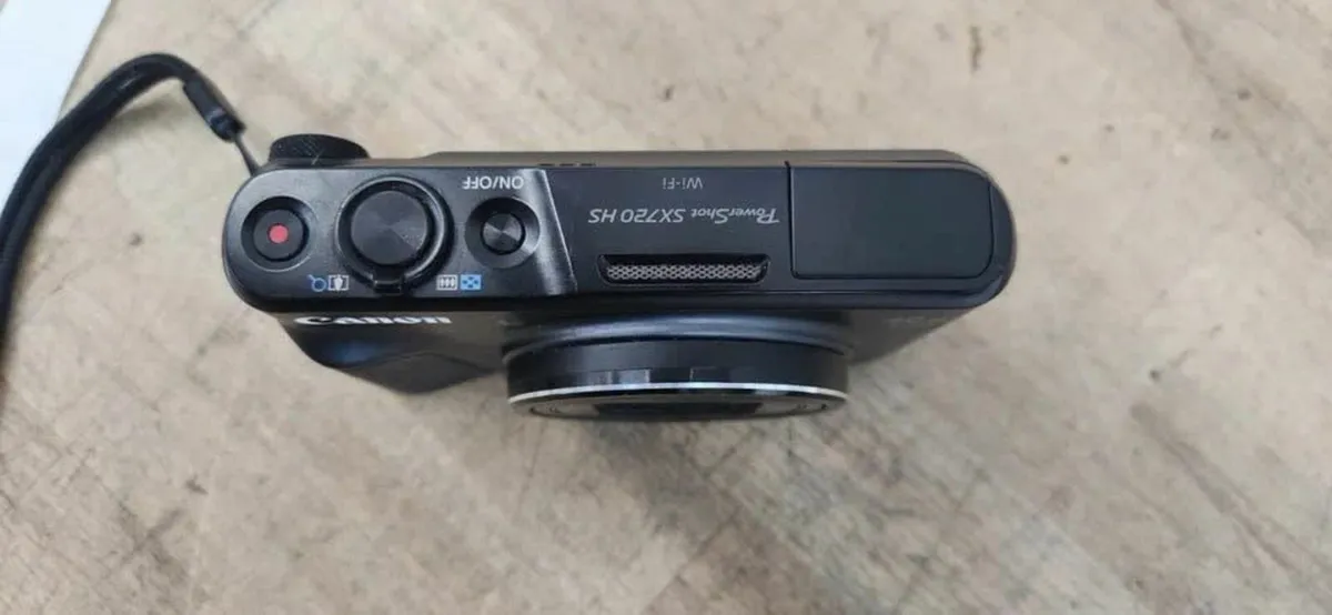 PowerShot SX740 HS 20.3MP 40x Zoom - Image 2