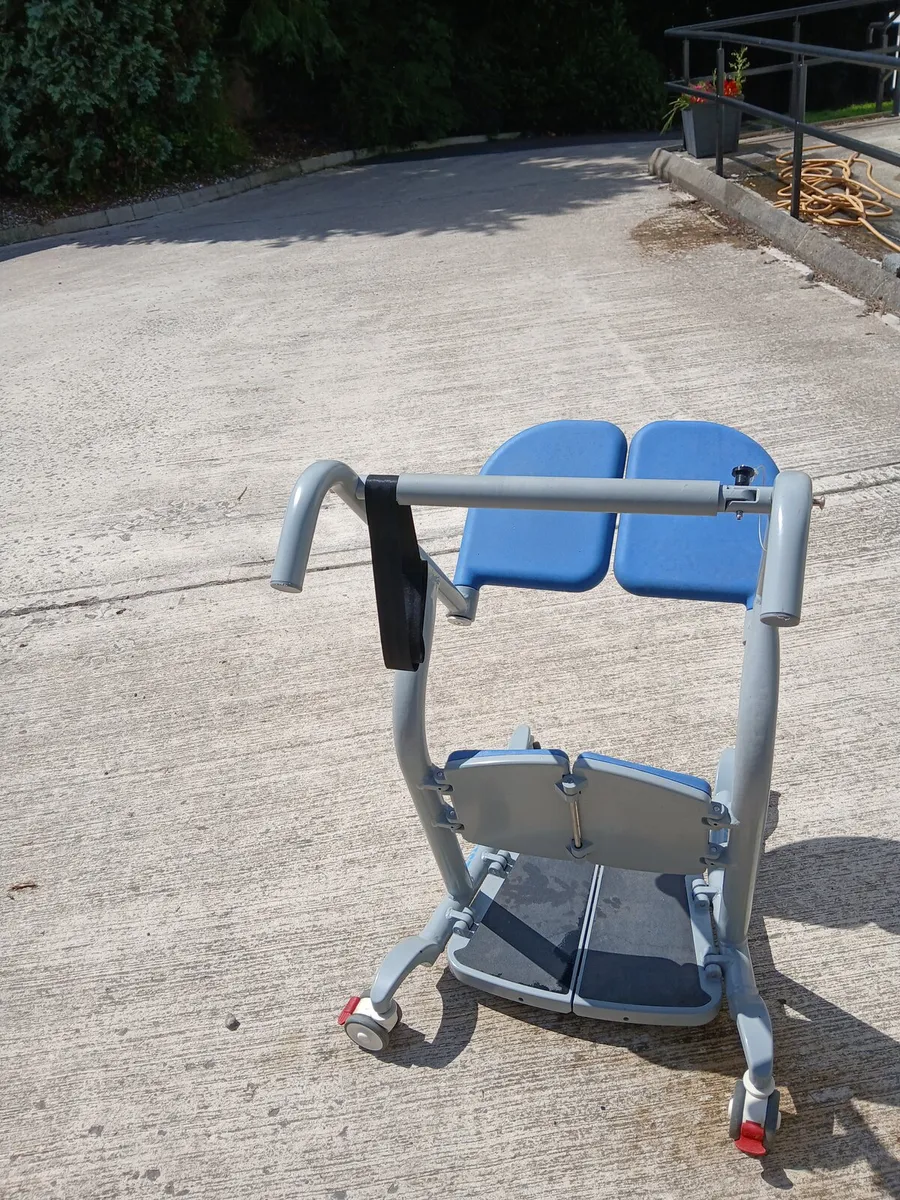 Able Assist Wheelchair - Image 1