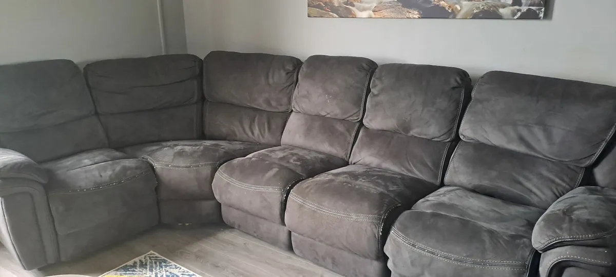 Couch - Image 3