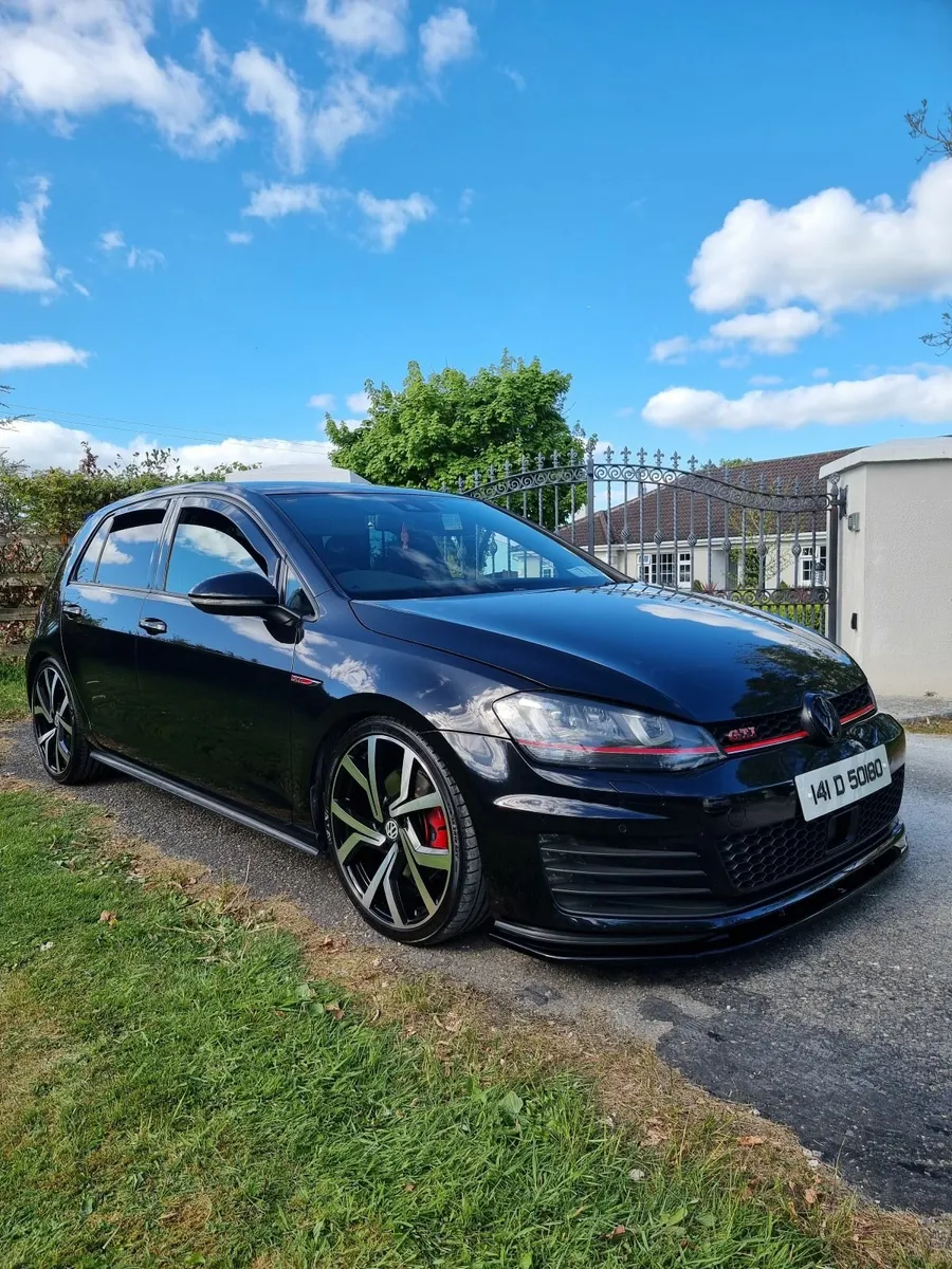 Volkswagen Golf GTI - Image 2