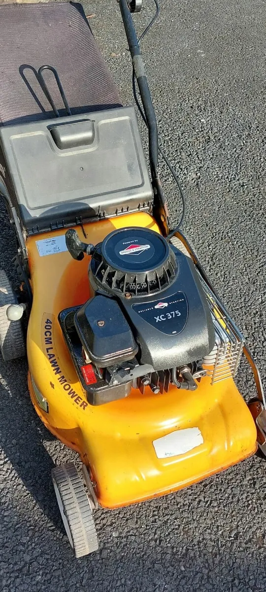 Push mower 16inch deck.