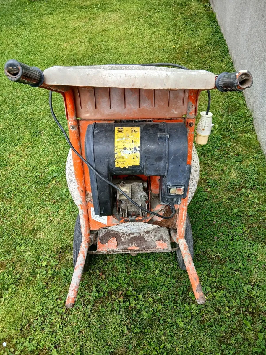Cement Mixer - Image 3