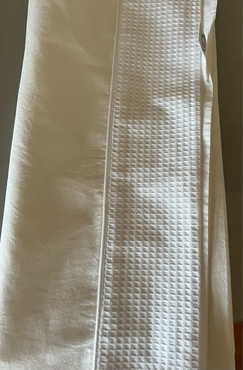 Piubelle Cot bed over sheet - Image 1