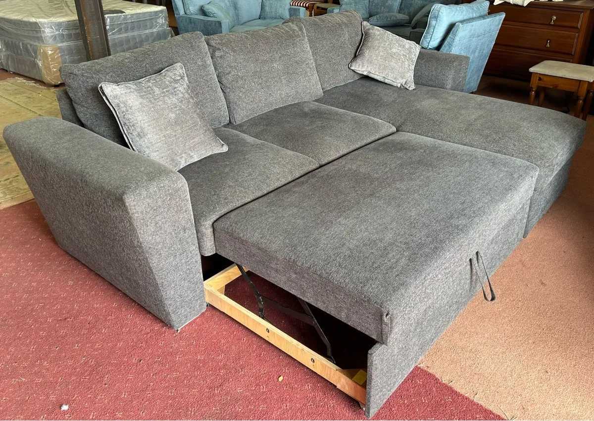 Grey L shaped sofa bed - Image 4