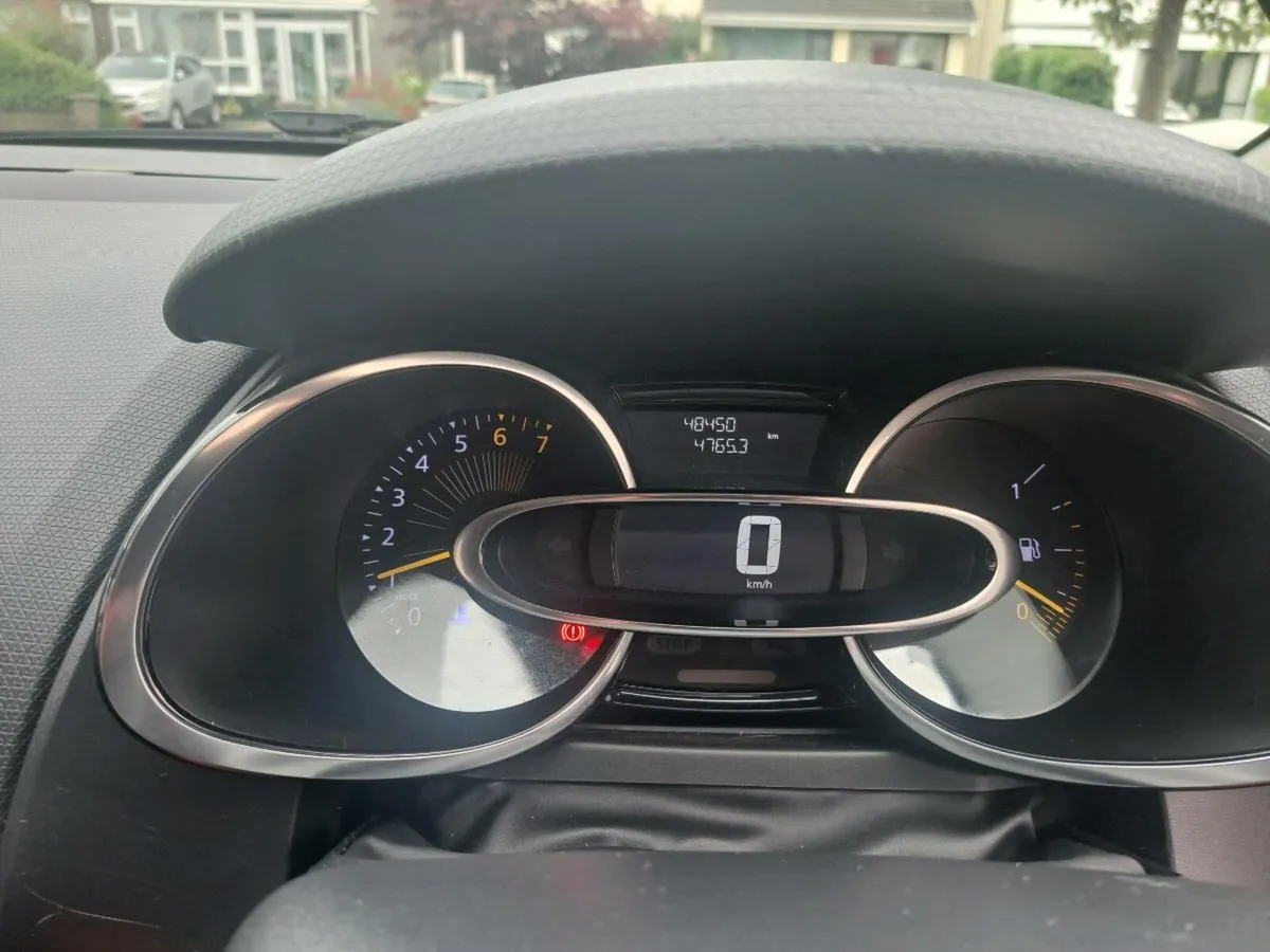 2016 Renault Clio Dyn 1.2 One Owner - Image 4