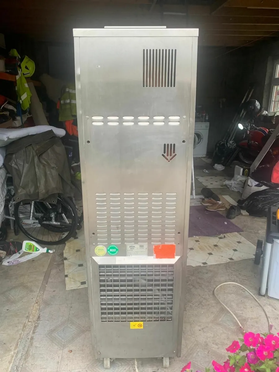 Ice cream machine - Image 2