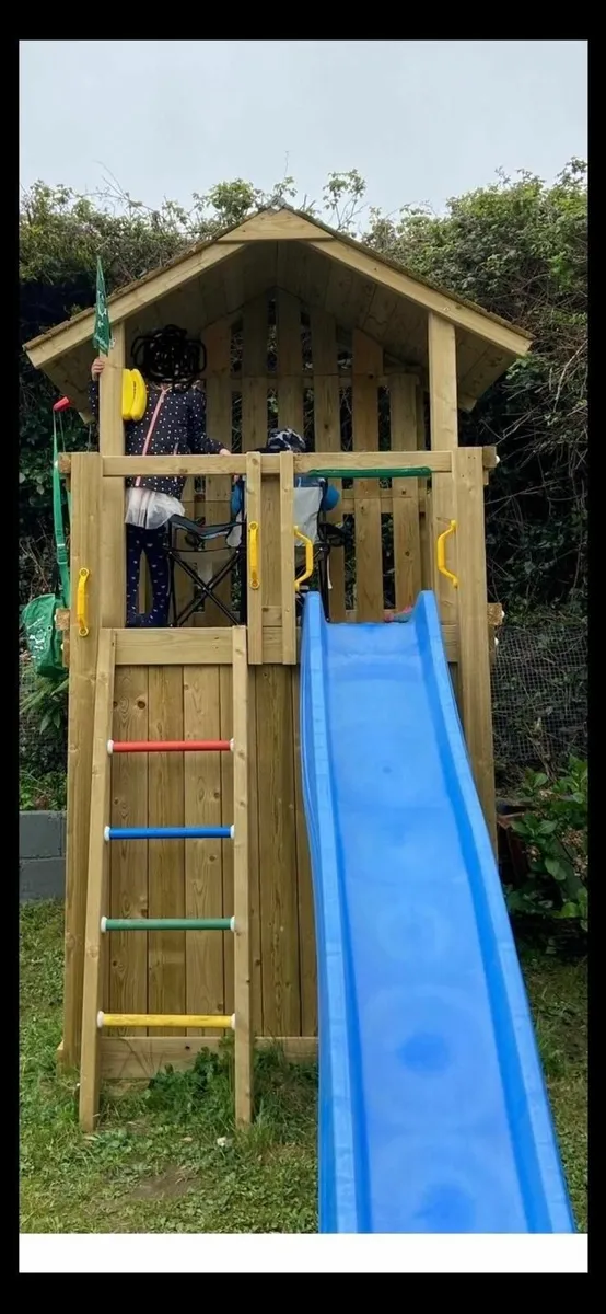 Jungle Gym Chalet and Play House - Image 1