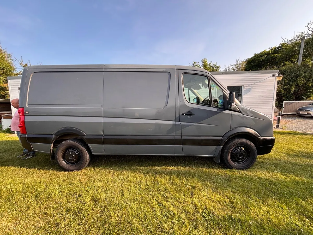 Volkswagen Crafter 2016 - Image 2