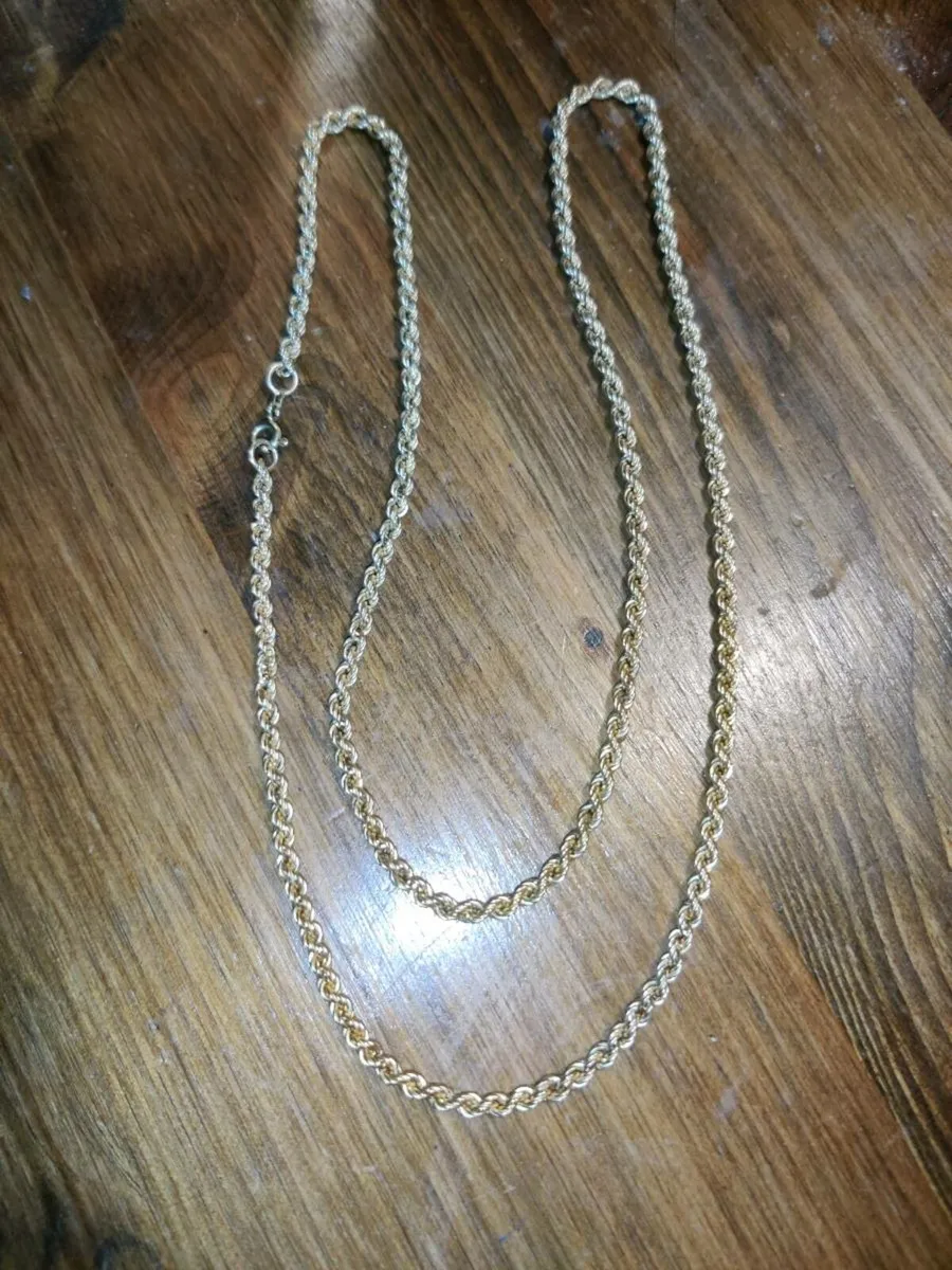 HEAVY ROPE LINK, 22"Long 9CT Gold 6.18 Gram Chain - Image 2