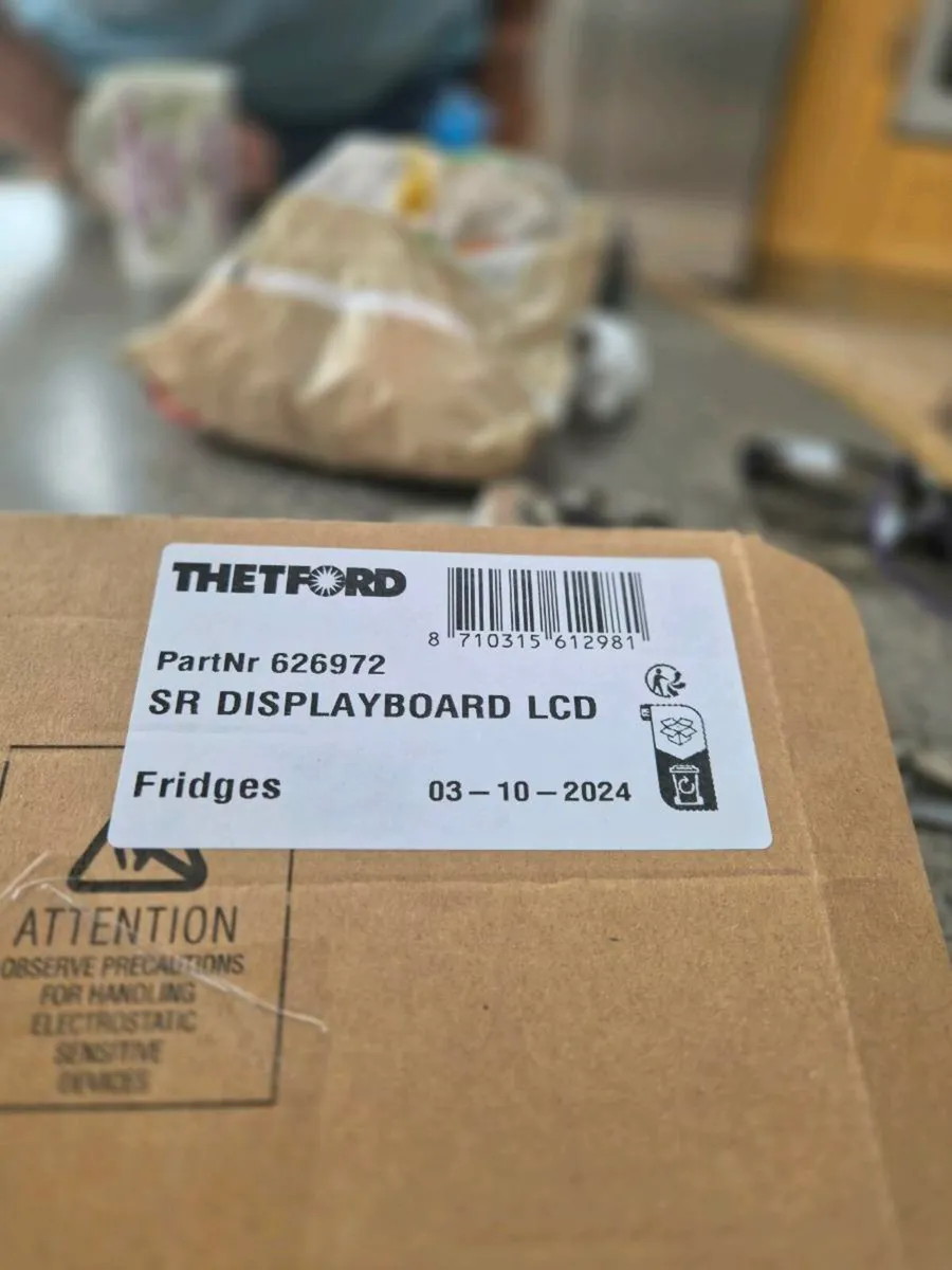 Fridge  tethford  parts - Image 1
