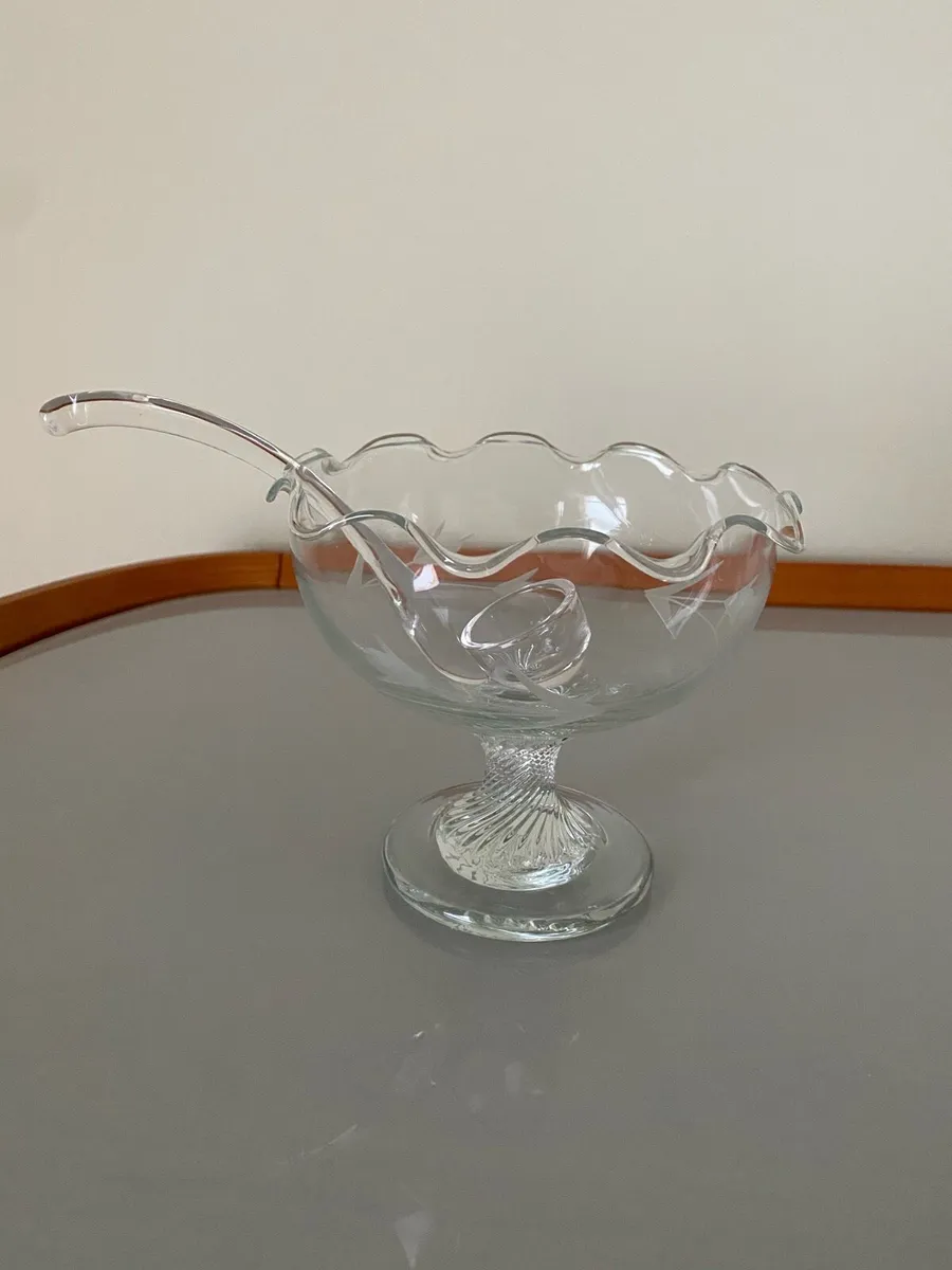 Glass Bowl with ladle - Image 1