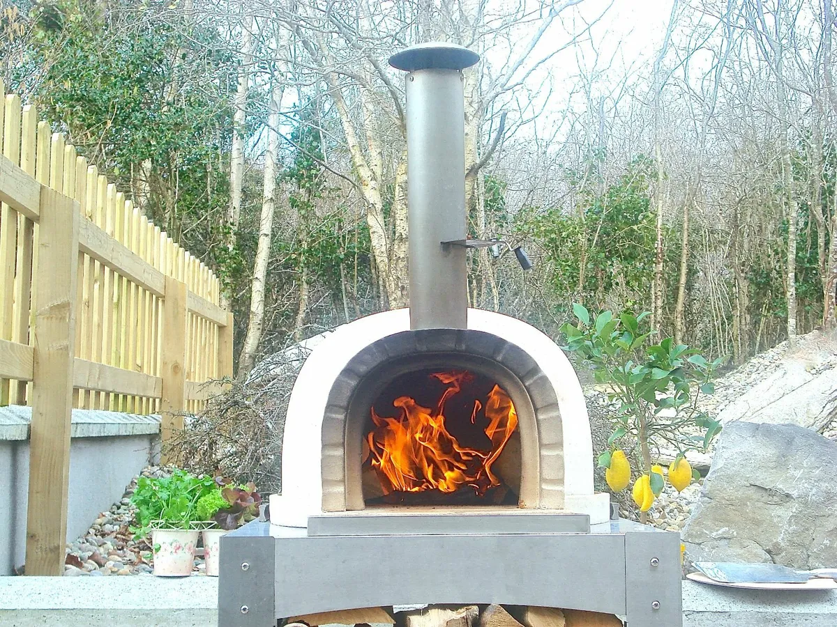 Outdoor Woodfire Oven - Image 3