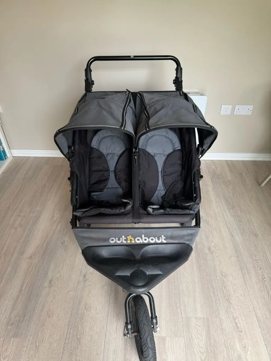 Out and About double buggy - Image 3